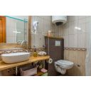 original_1744022147_1_bathroom-close-seat.jpg