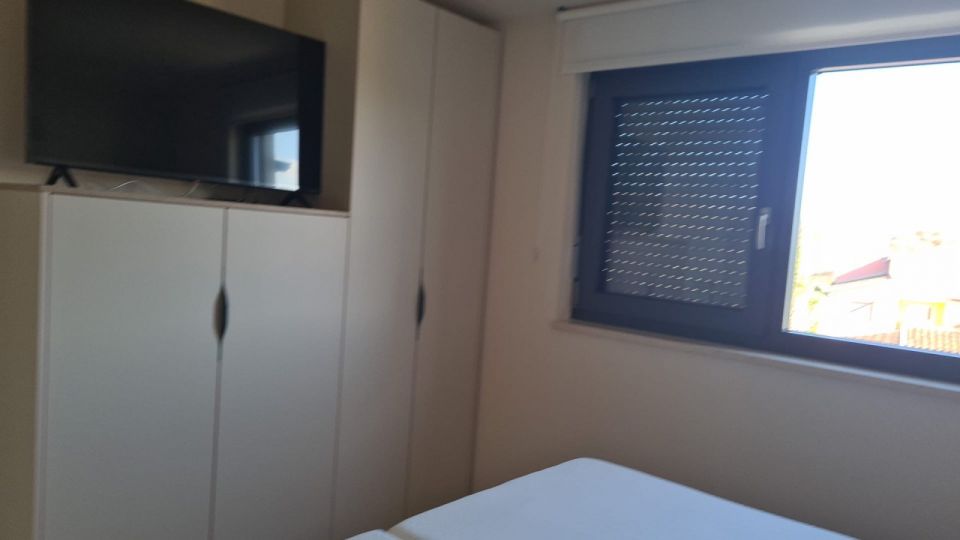 d2yiac9er5o0u4cut779c.jpg