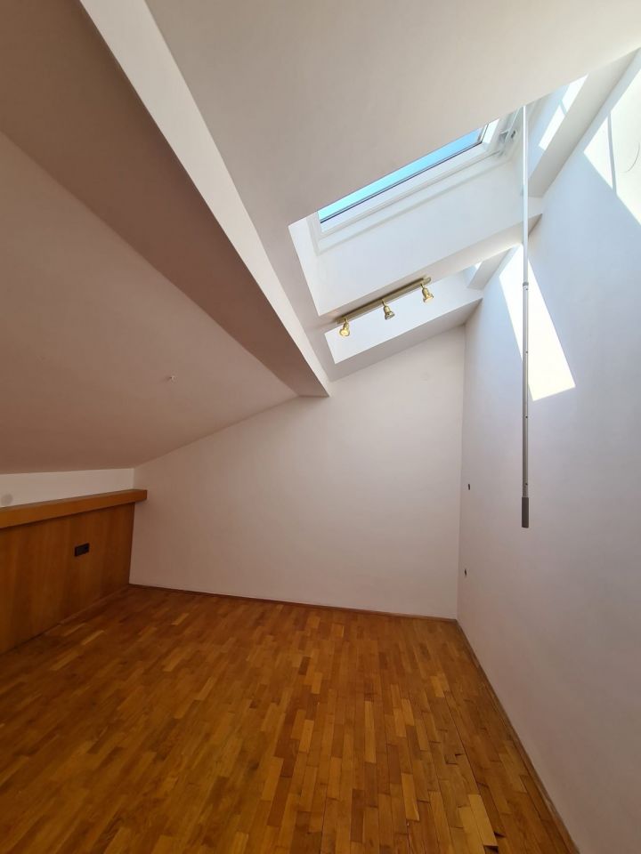 wyzz82iwawv8b5ab0h3lc.jpg