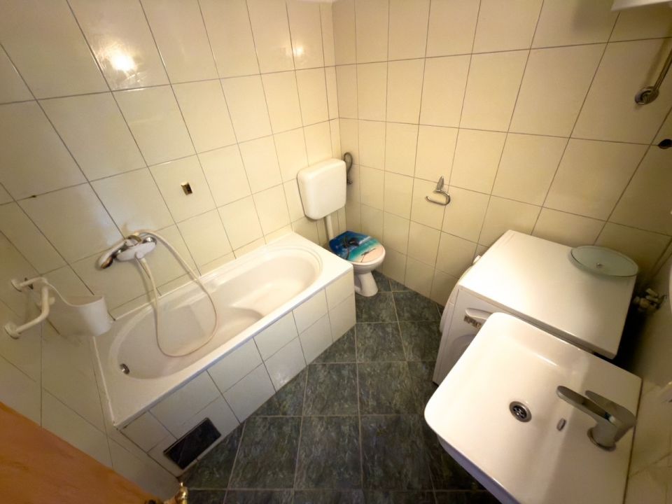 x5e1723oybxz4trjpsldc.jpg