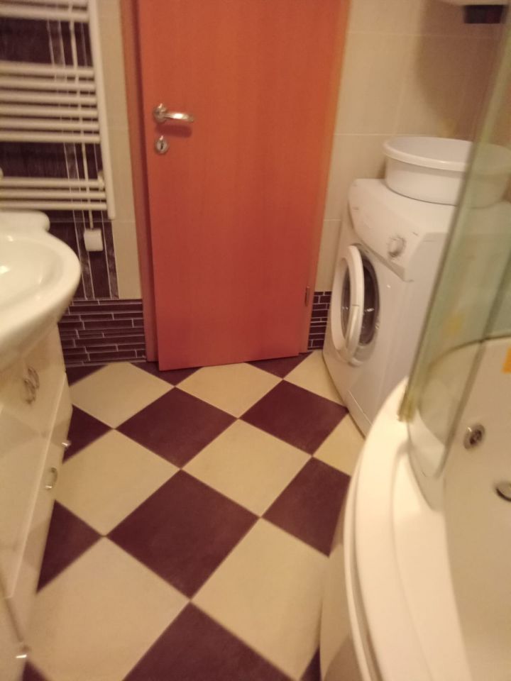 iaeheg10smvf1s2fk2jnc.jpg