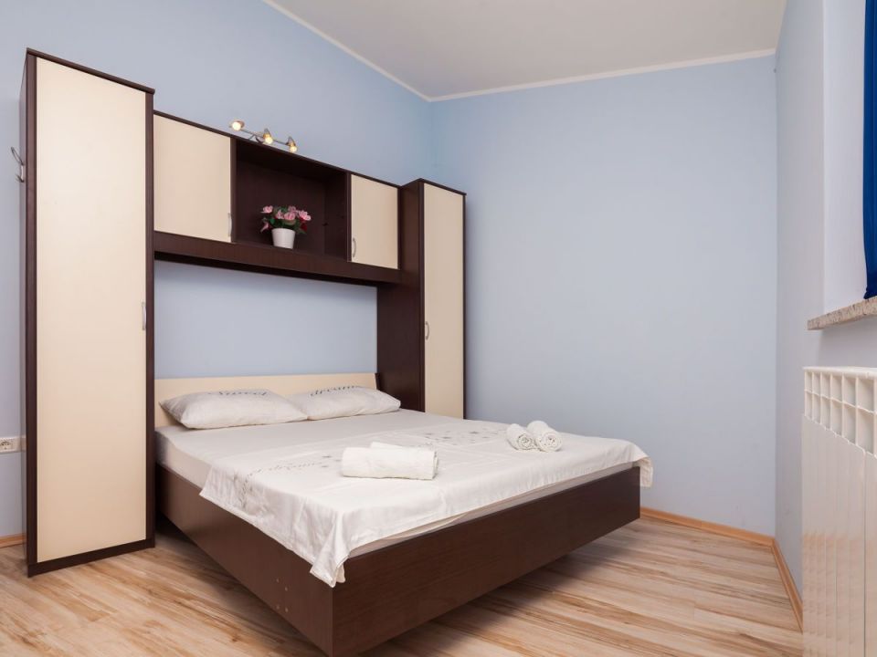 original_1679933265_bedroom.jpg