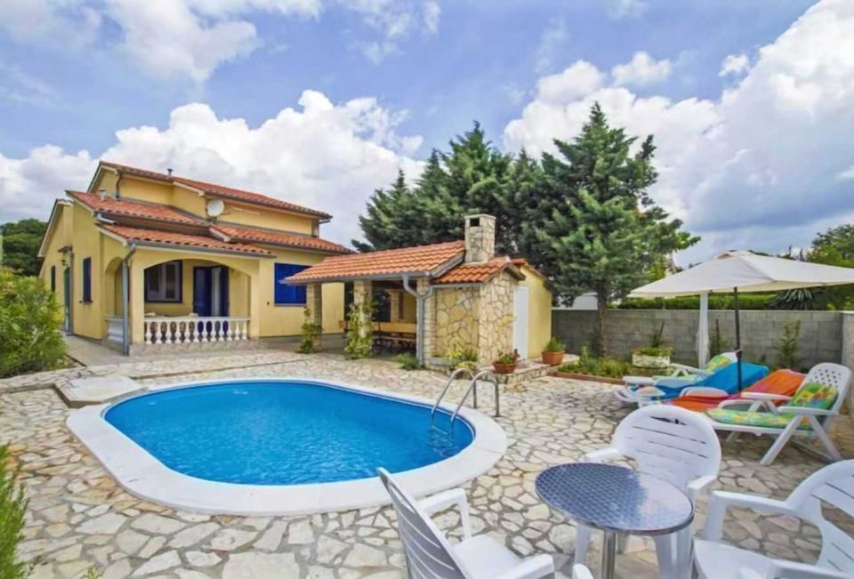 original_1685489768_croatia-istria-house-with-pool-for-sale-1.jpg
