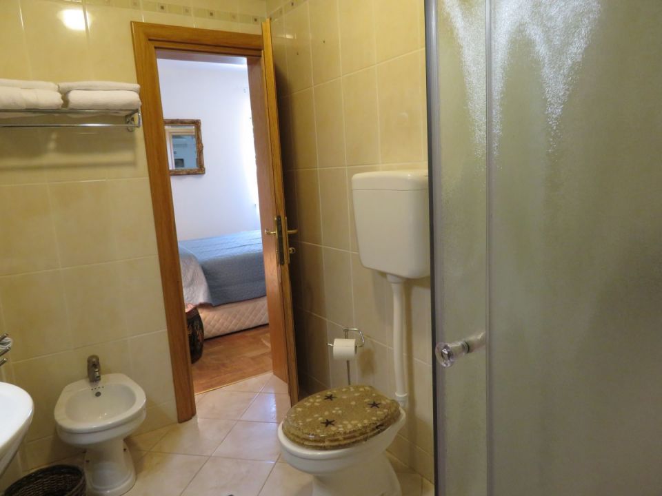 original_1696520689_veliki-stan-kupanica-od-manje-spavaonice.jpg