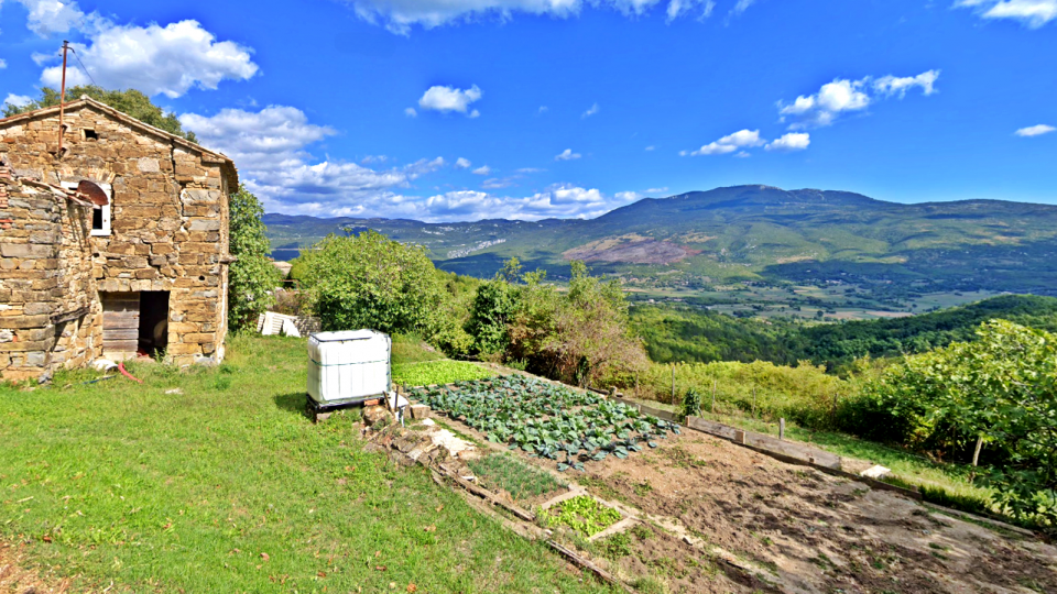 original_1708812561_istra-kamena-kuca-prodaja-3.png