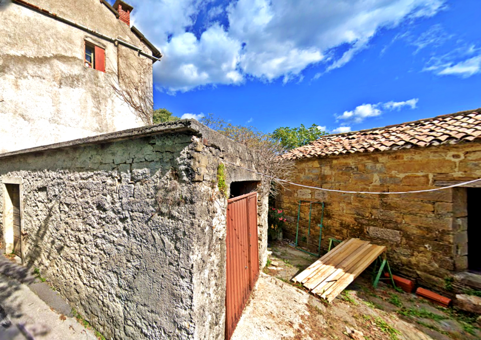 original_1708812578_istra-kamena-kuca-prodaja-1.png