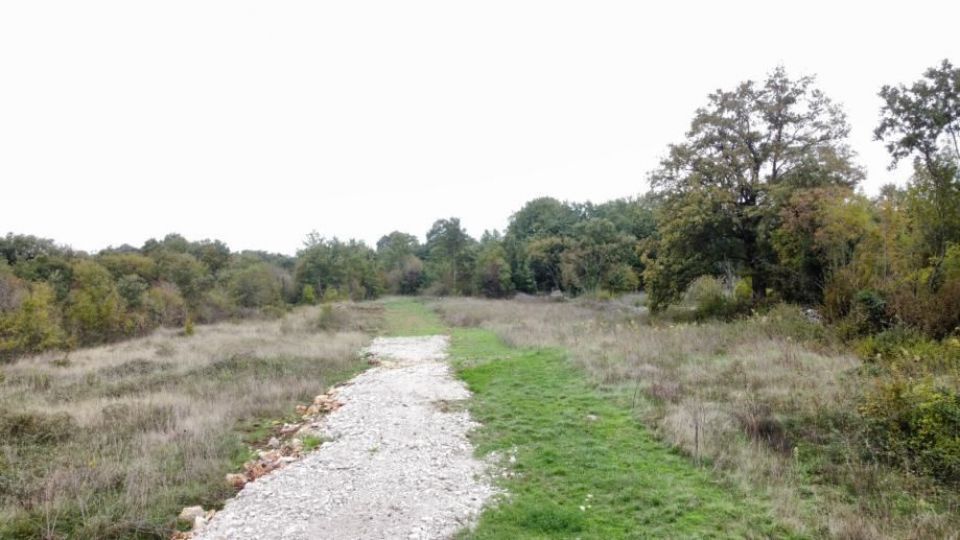 original_1741731910_gradevinsko-zemljiste-232899181.jpg