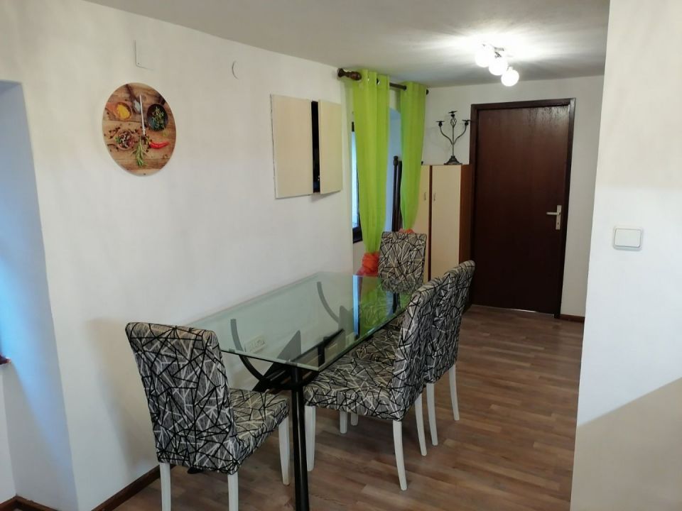 original_1744960993_img-7782cc9642e1c03917b85e962f7dd385-v.jpg