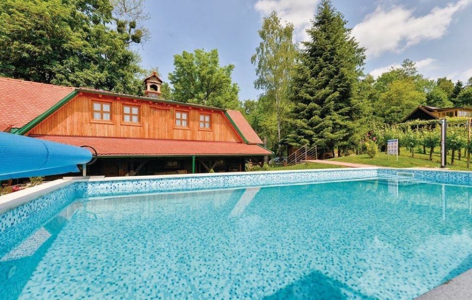 original_1747141750_imanje-dvije-kuce-odmor-bazen-jacuzzi-slika-248900095.jpg