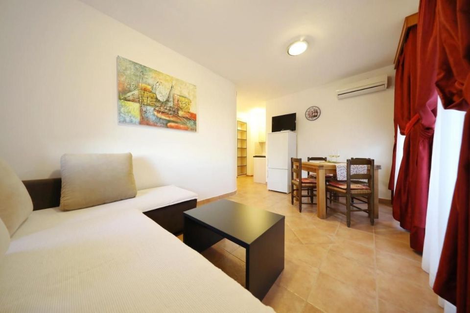 original_1750593105_apartmani-jadran-23250-pag-town-pic-7.jpeg