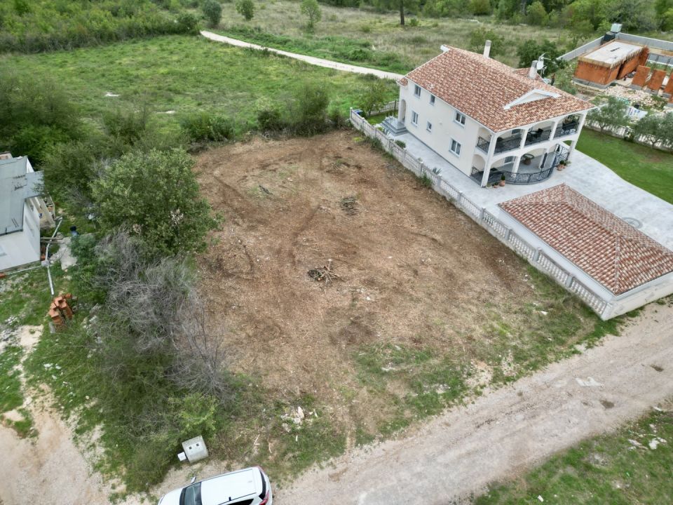 original_1757509852_istra-buje-kastel-gradevinsko-zemljiste-s-pravomocnom-dozvolom-1.jpg