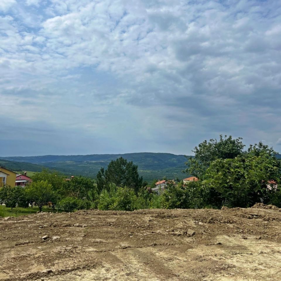 original_1688585895_istra-motovun-gradevinsko-zemljiste-prodaja-2.jpg