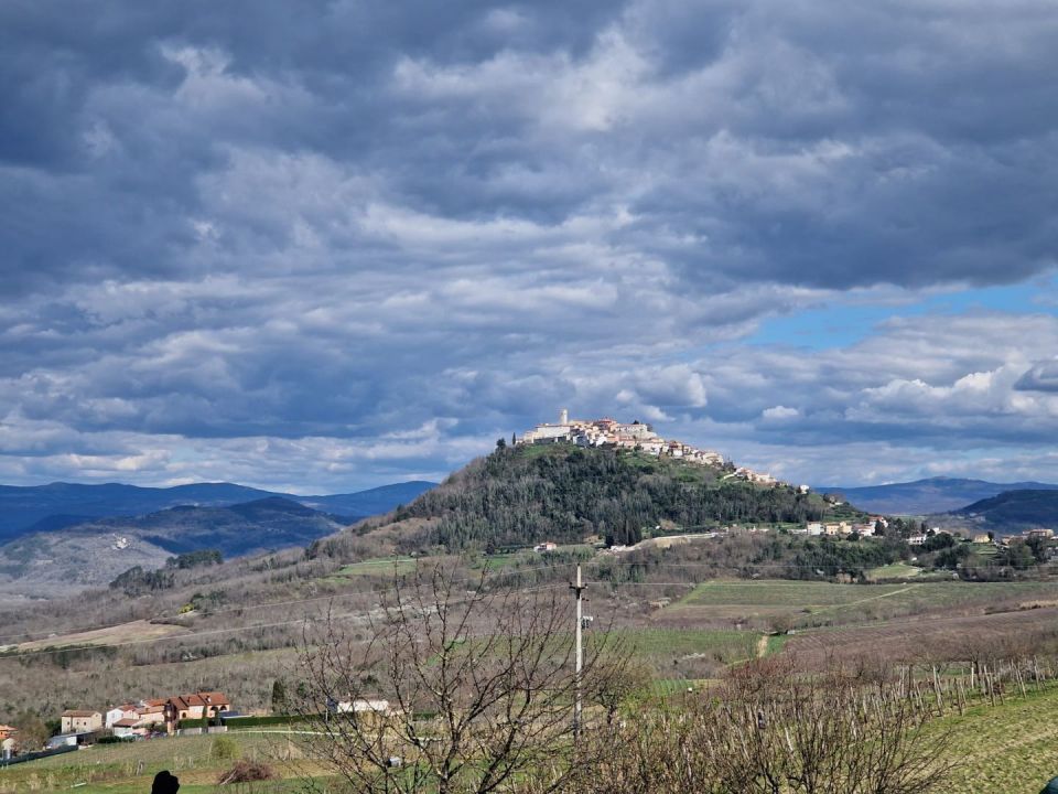 original_1710351691_istra-nekretnina-mtovun-gradevinsko-zemljiste-3.jpg