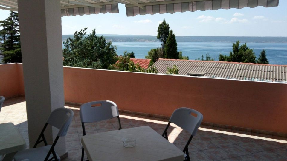original_1761034532_velika-kuca-apartmanima-stanom-vlasnika-170m-plaze-maslenici-slika-23351750.jpg