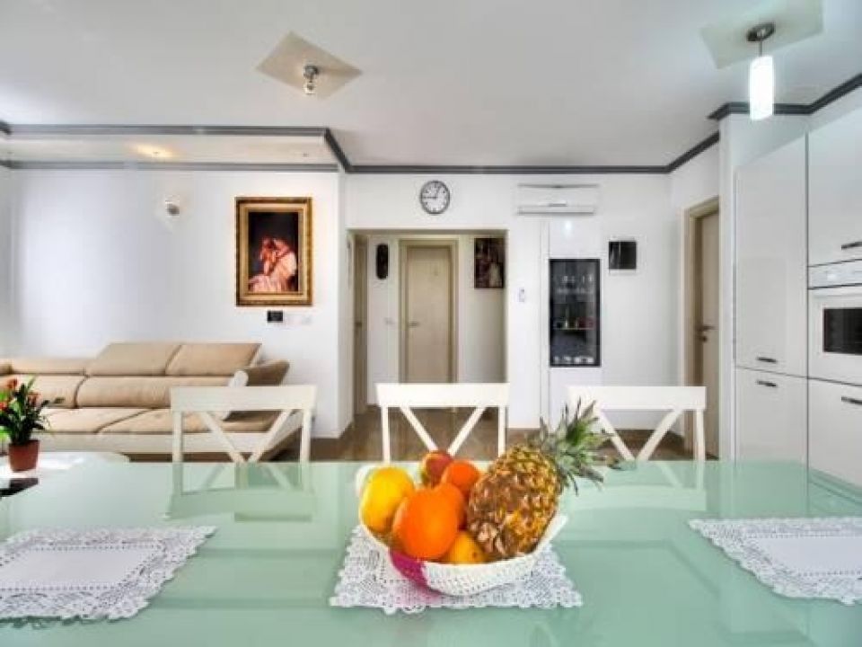 original_1777548451_apartments-riccardo-habitacion-42639a7.jpg