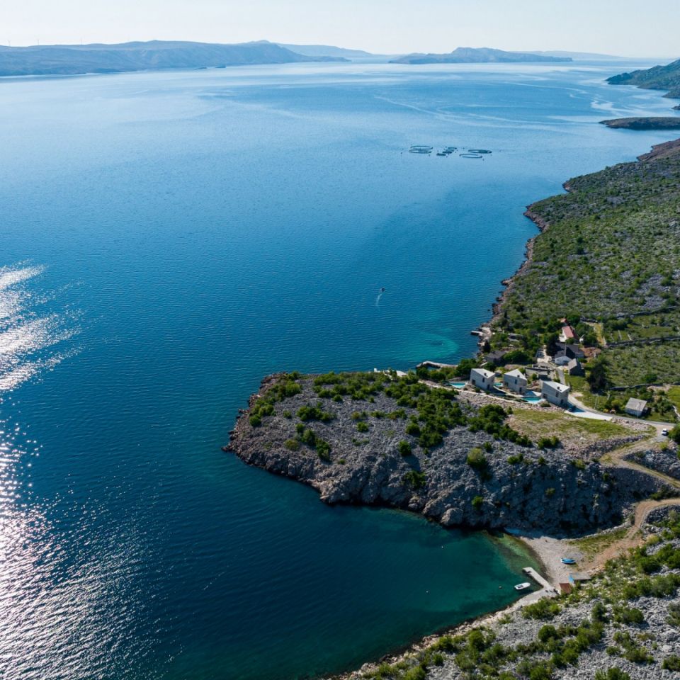 original_1778344306_villa-seafront-croatia-for-sale-14.jpg