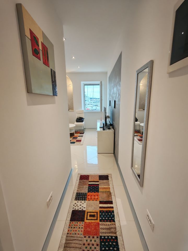 original_1778573792_43514.jpg