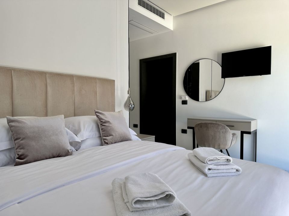 original_1688297379_istra-umag-luxury-villas-with-pool-near-the-sea-28.jpg