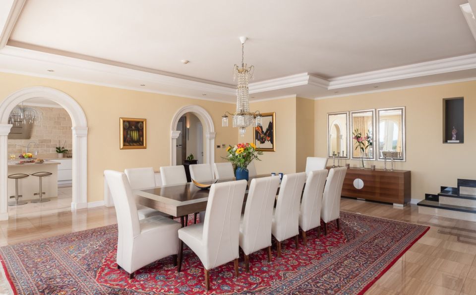 original_1782135925_room-3.jpg