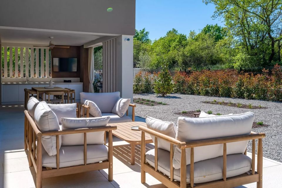 original_1782990187_nareo_villas_6_antonunkovic.jpg