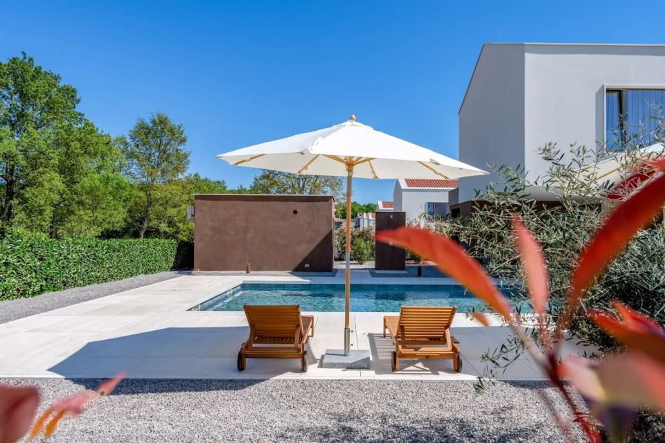original_1782990241_nareo_villas_28_antonunkovic.jpg