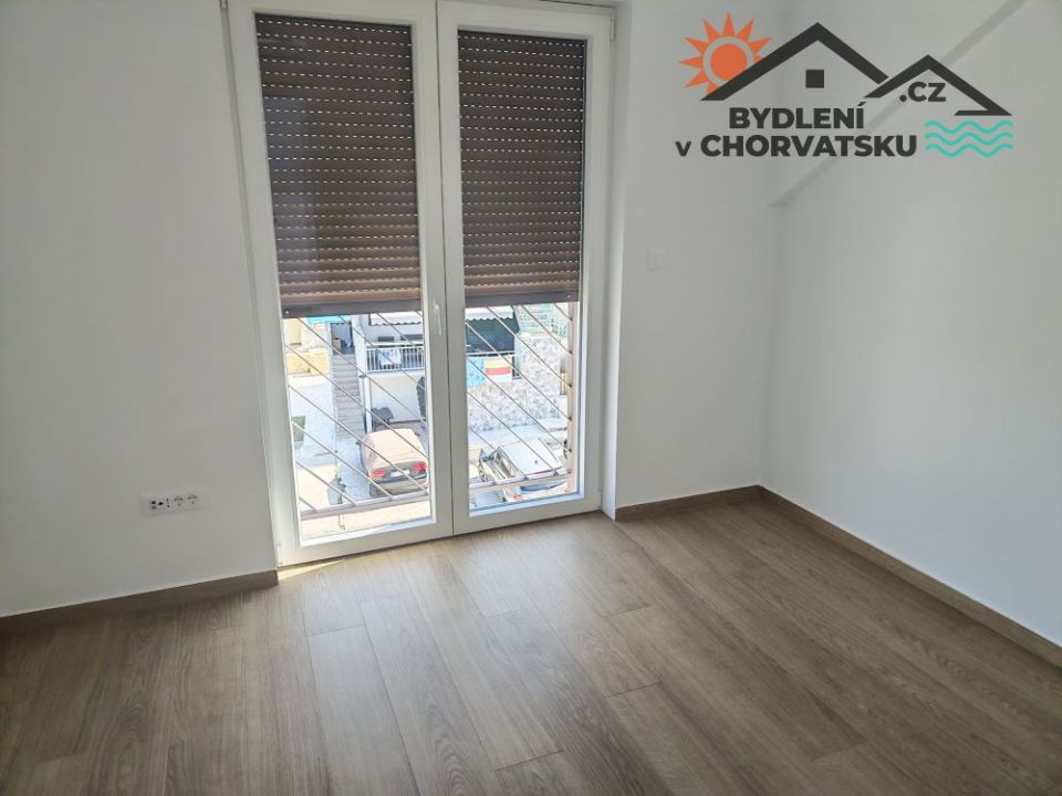 405_cz08.jpg