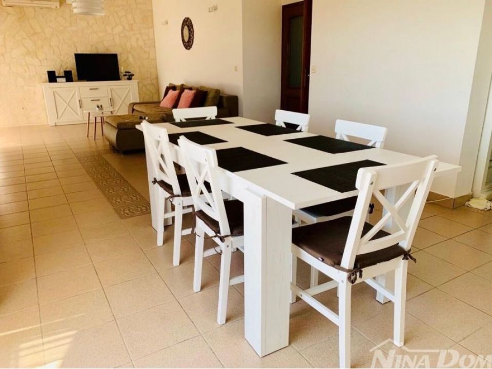 1785877703-thumb-5.jpeg