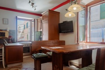 original_1747923279_img_3.jpg