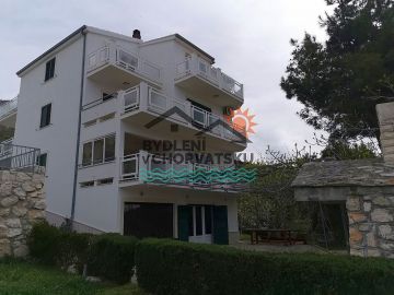 225_cz02.jpg
